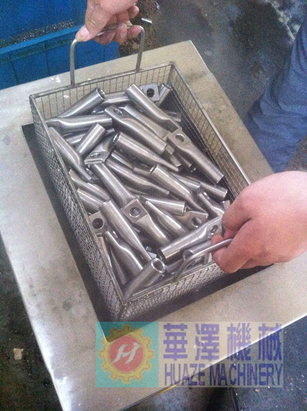 單槽式超聲波清洗機(jī)